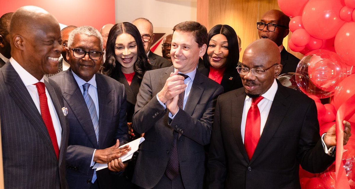 topsocietylive's tweet image. Zenith Bank Expands Global Footprints With Official Commissioning Of Paris Branch

For more information, visit 

topsocietynig.com/2024/11/29/zen…

#ZenithBank #GlobalExpansion #ParisBranch #TopSocietyNews