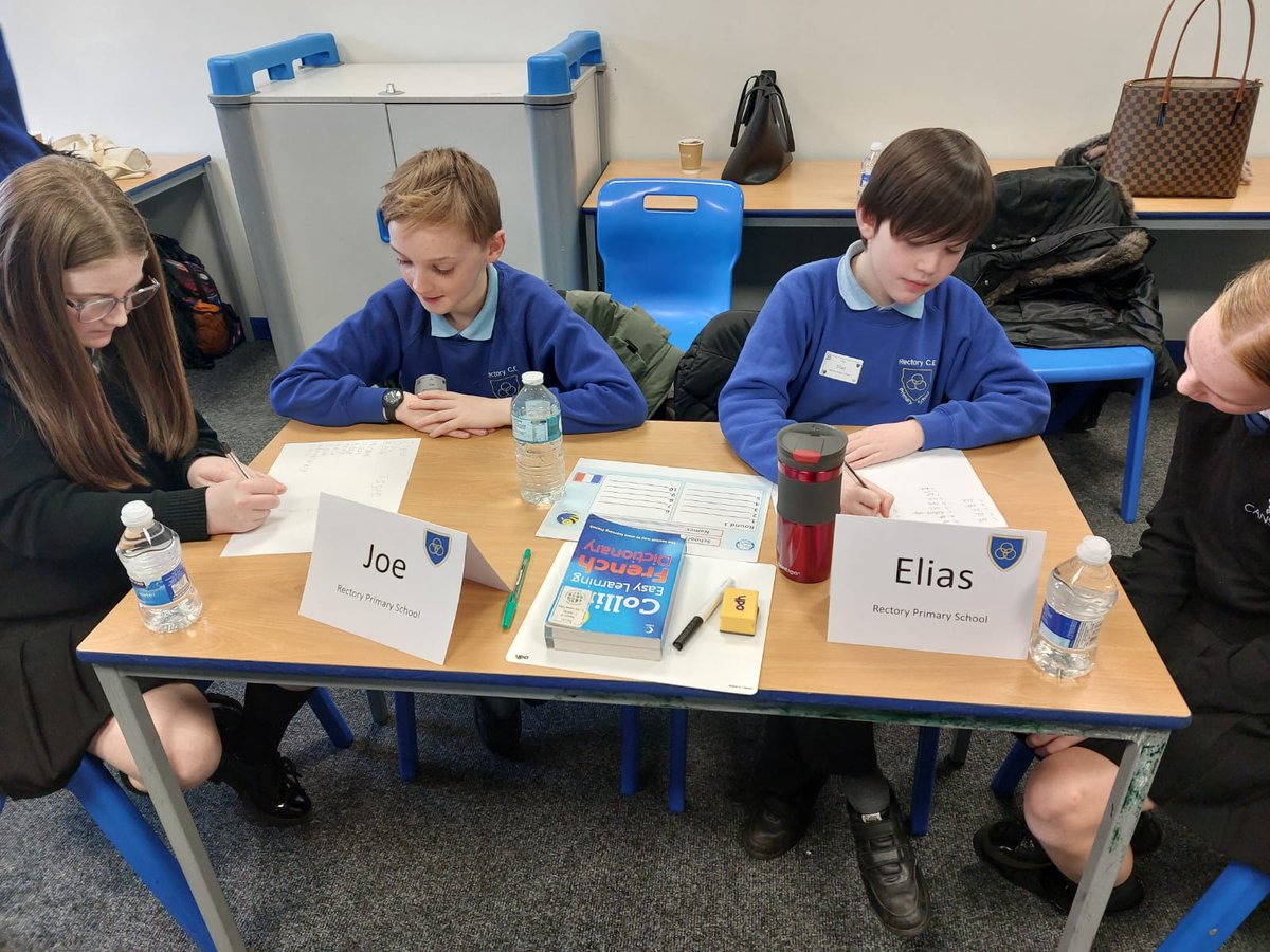 RectoryPrimary's tweet photo. 🇲🇫💙 On Thursday, 2 children from our Rowan class were chosen to take part in a french spelling bee over at Cansfield High School. They scored 46/50 and ended up securing 3rd place!  Well done boys! 💙🇲🇫

#French #Languages #SpellingBee #Cansfield #RectoryPrimary https://t.co/BUElWDrL7n