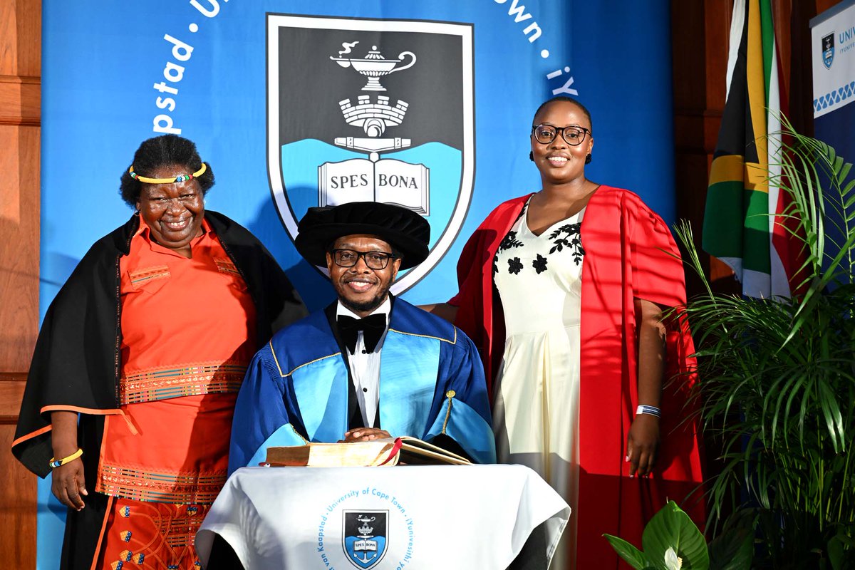 [PHOTOS] “When I say I am grateful, it comes from the bottom of my heart. I feel gratitude for so much that I cannot even begin to recount right this moment, except to say right now that I thank God for my life, my entire life, and this very moment in particular,” said UCT's 11th