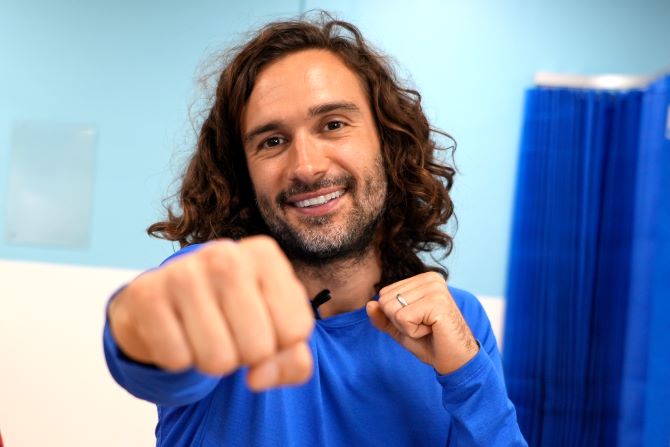 Guy's and St Thomas' (@gsttnhs) on Twitter photo We partnered with Joe Wicks to create fitness videos for people get active before surgery to help reduce complications.
With <a href="/JKDhesi/">Jugdeep Dhesi</a> and with thanks to <a href="/thebodycoach/">Joe Wicks</a>, <a href="/GeriSoc/">British Geriatrics Society</a> and <a href="/CPOC_News/">Centre for Perioperative Care</a>.
Read more: guysandstthomas.nhs.uk/news/joe-wicks… We partnered with Joe Wicks to create fitness videos for people get active before surgery to help reduce complications.
With <a href="/JKDhesi/">Jugdeep Dhesi</a> and with thanks to <a href="/thebodycoach/">Joe Wicks</a>, <a href="/GeriSoc/">British Geriatrics Society</a> and <a href="/CPOC_News/">Centre for Perioperative Care</a>.
Read more: guysandstthomas.nhs.uk/news/joe-wicks…