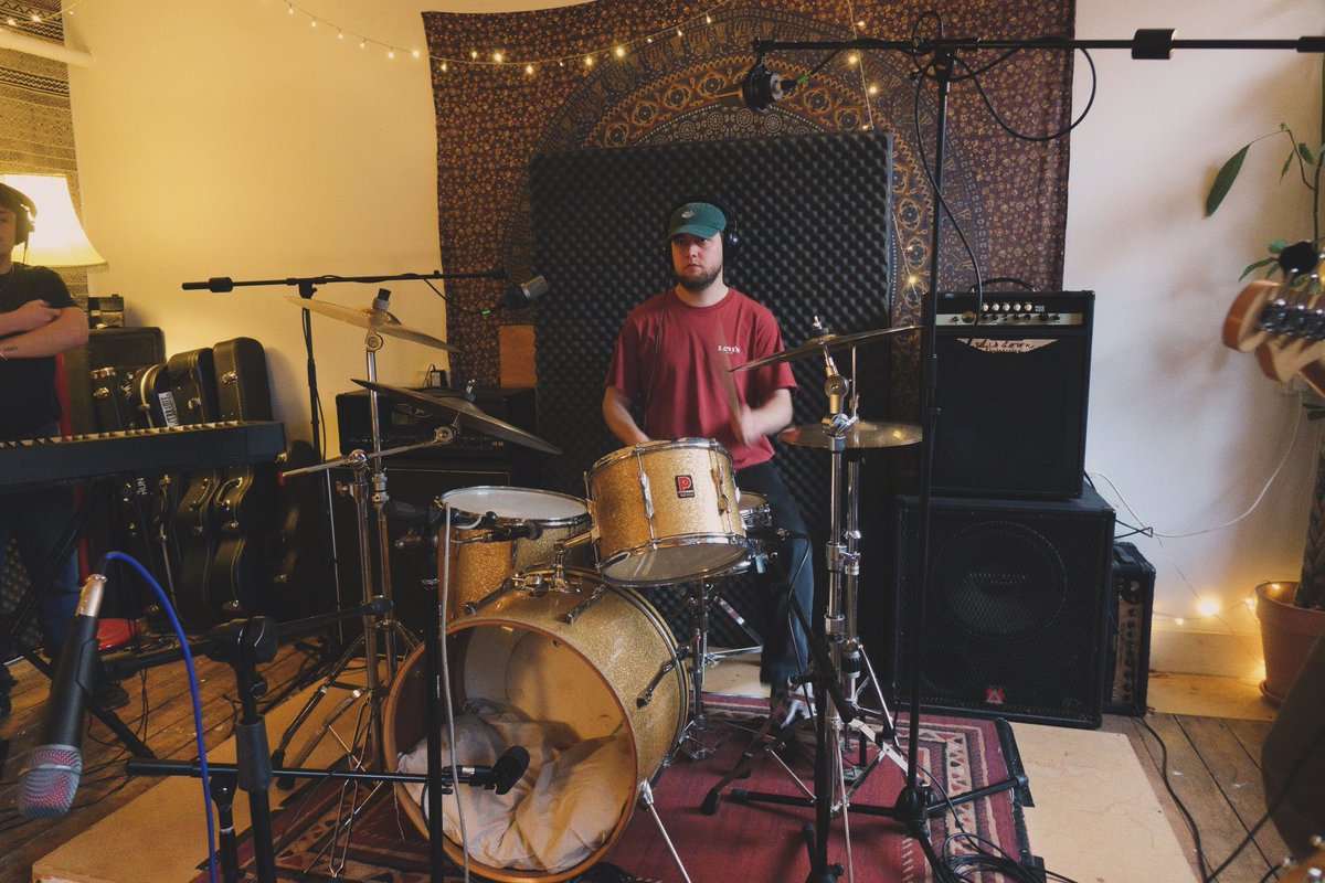 First look at our new very old Premier Kit in the <a href="/afterorbitband/">After Orbit</a> live session. I’ve not been able to date it properly as it’s not got a serial number on it, but it appears in an early 1960s Premier Catalog 
.
whitebearstudios.co.uk
.
#recordingstudiomanchester