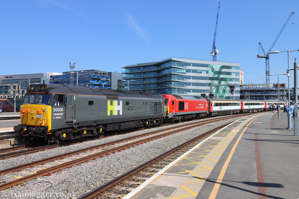 trainlogger's tweet photo. From now on I'll be posting over on BlueSky...
https://t.co/h3Vvpr7iHx
#trainlogger https://t.co/timZ8oMx9E