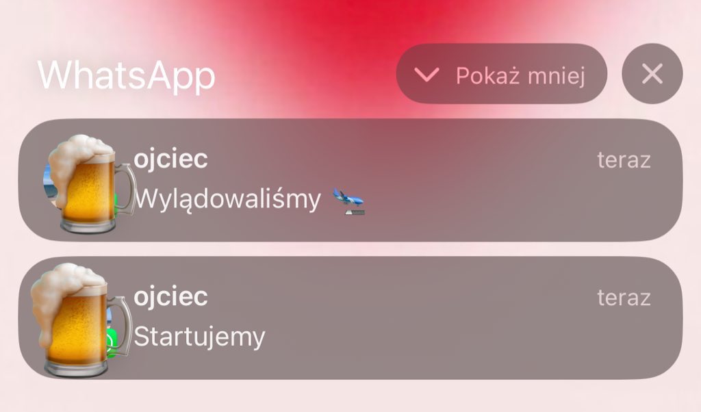 malekaczki's tweet photo. stary w sekundę doleciał z warszawy do dubaju https://t.co/4mlYjMKhlc