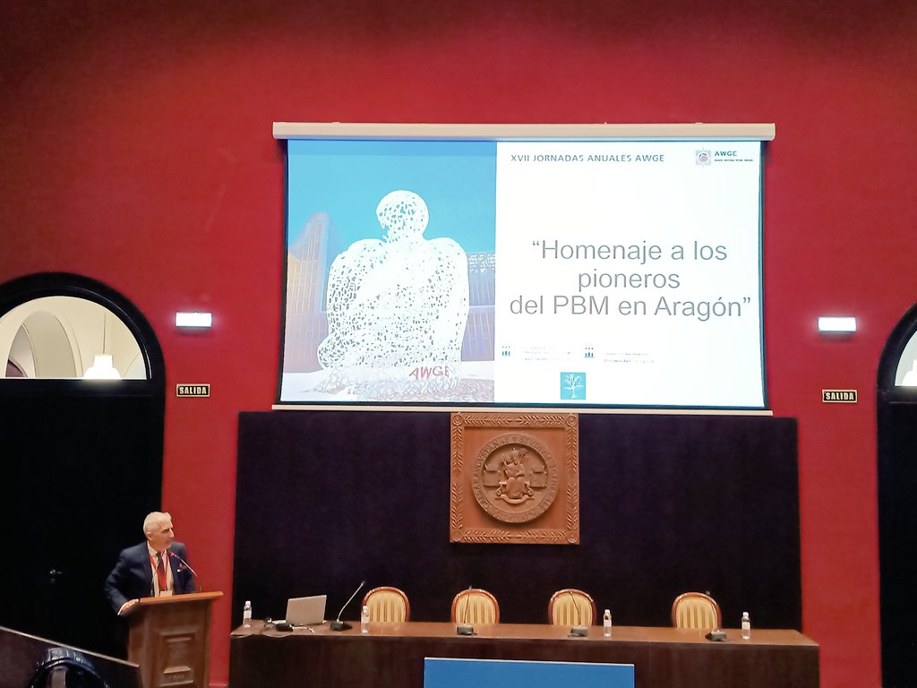 Y que mejor inicio que la conferencia inaugural a cargo del Dr. JA Garcia-Erce con su emotivo homenaje a los pioneros del PBM en Aragón