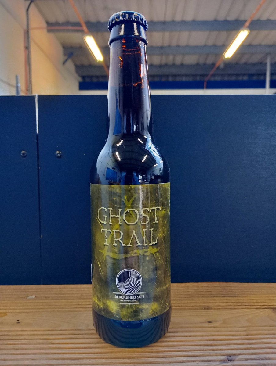 BlackenedSunBC's tweet photo. Open from 5-10pm today, 8 beers on tap including our new beer 'Ghost Trail', our 6.8% session quad. The Blackened Run event starts at 6.30pm #beer #craftbeer #miltonkeynes #running #mkrunning #brewery https://t.co/2571irbAI8