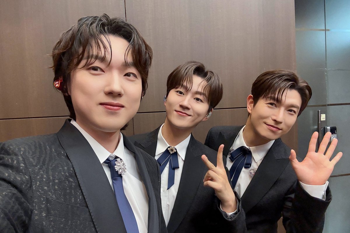 official_fore's tweet photo. [📸]

241129
IBK 카드 VIP 초청 문화 행사 종료!

포레의 영원한 VIP👑
숲별 덕분에 11월도 행복했습니다❤️

ㄴ 12월 기다려❤️‍🔥❤️‍🔥❤️‍🔥

#포레스텔라 #Forestella https://t.co/qdM1xQc1FP