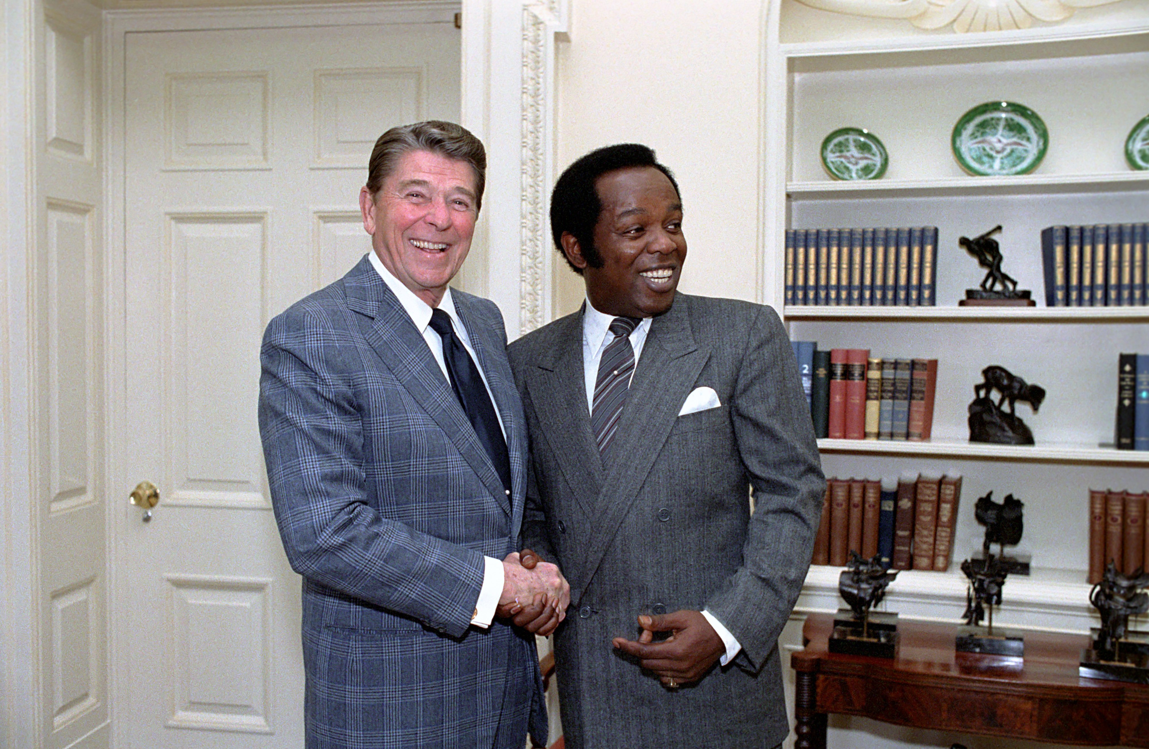 site:twitter.com lou rawls 