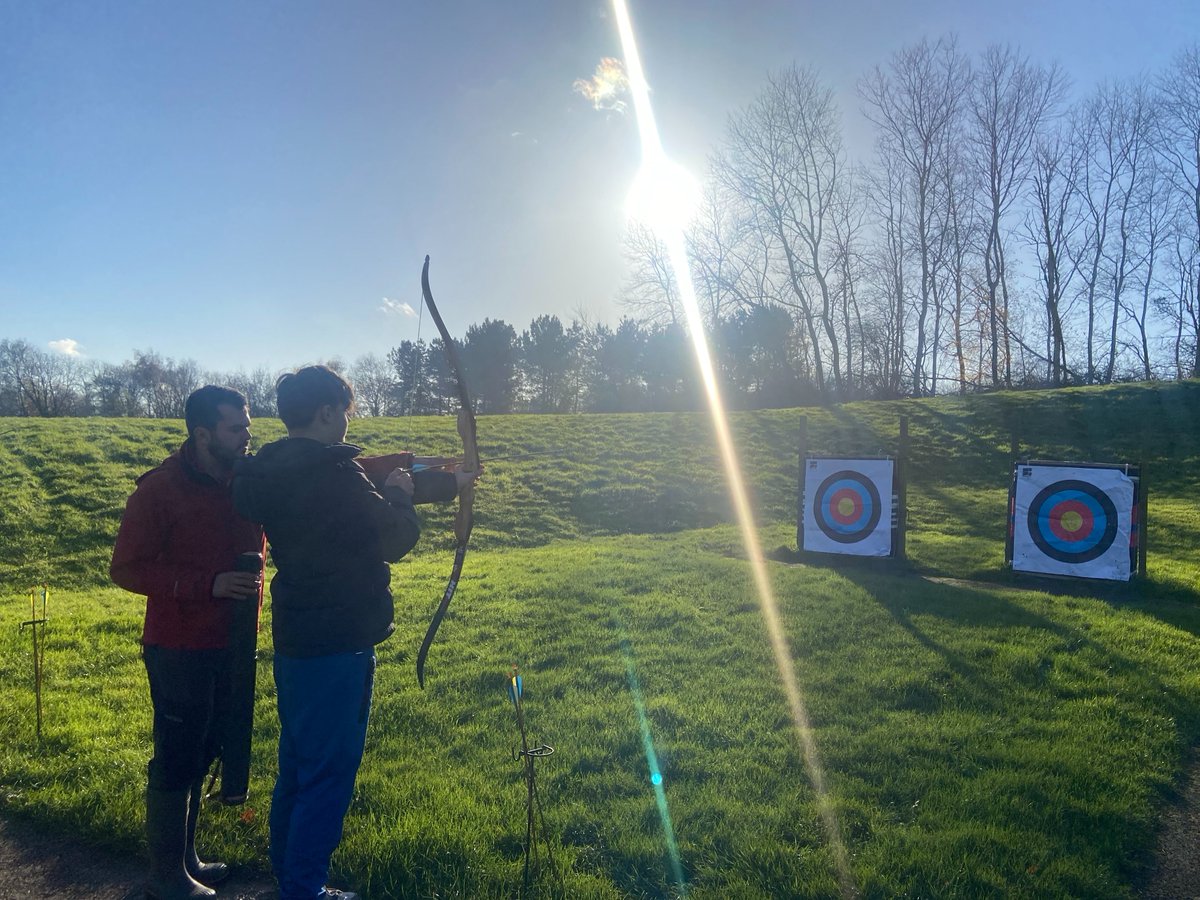 BPaspireap's tweet image. As part of @Action4Youth and in collaboration with Caldecotte Xperience, students enjoyed an exciting session of archery! 🏹🎯 #YouthEmpowerment #ArcheryFun #OutdoorAdventure #CaldecotteXperience #ThisiAP