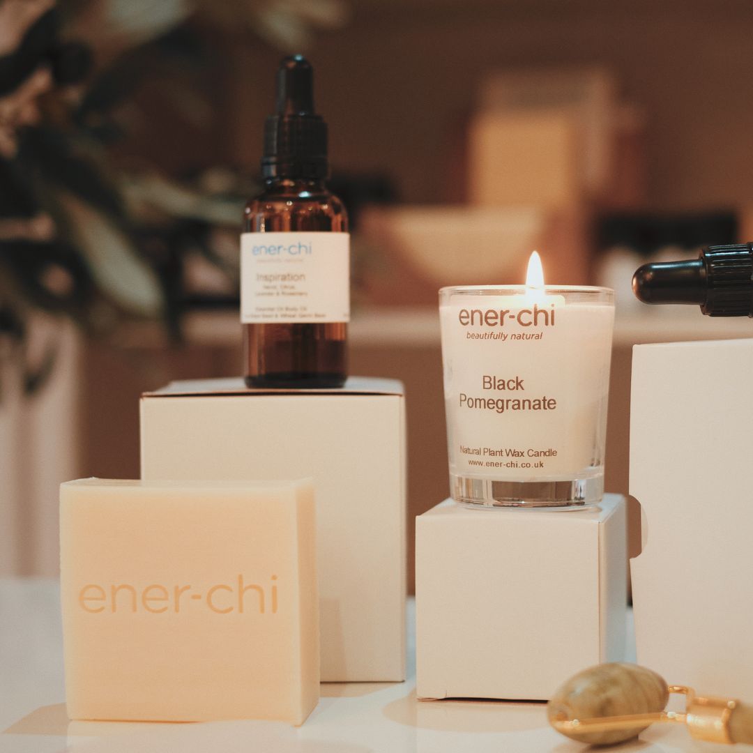 💫🫧 Black Friday Exclusive! 🫧💫

Any purchase from the ener-chi signature collection receives a handmade organic soap! Available Friday 29th until Monday 2nd.

Available in store and online. 

#shoplocal #enerchiorganics
