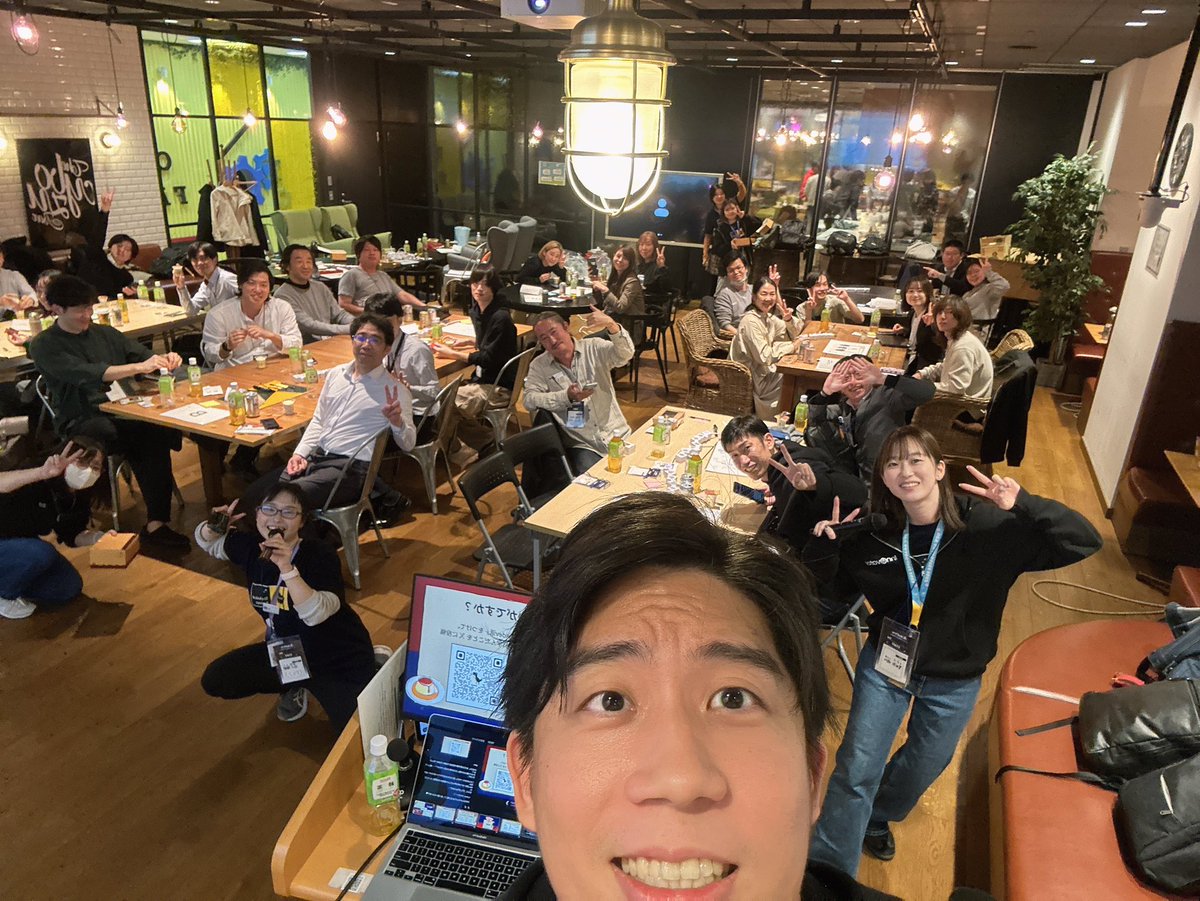 Teru_js's tweet photo. 今週は東京で #devCamp でした！
前回に引き続きご参加いただいた方も、今回初めてご参加いただいた方もありがとうございました。
来週月曜公開のコンテンツもぜひ活用してください
皆様良いお年を！

#kintone #dev活 https://t.co/4yRnkr8UYq