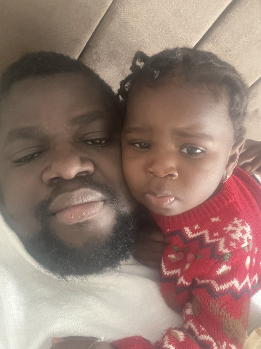 ceeroma007's tweet photo. 2 years later 
Baby girl ✅
Home owner✅
Sponsored job ✅
MSc ✅
Thank you lord for keeping things moving smoothly❤️ https://t.co/uECgRY8ZQR