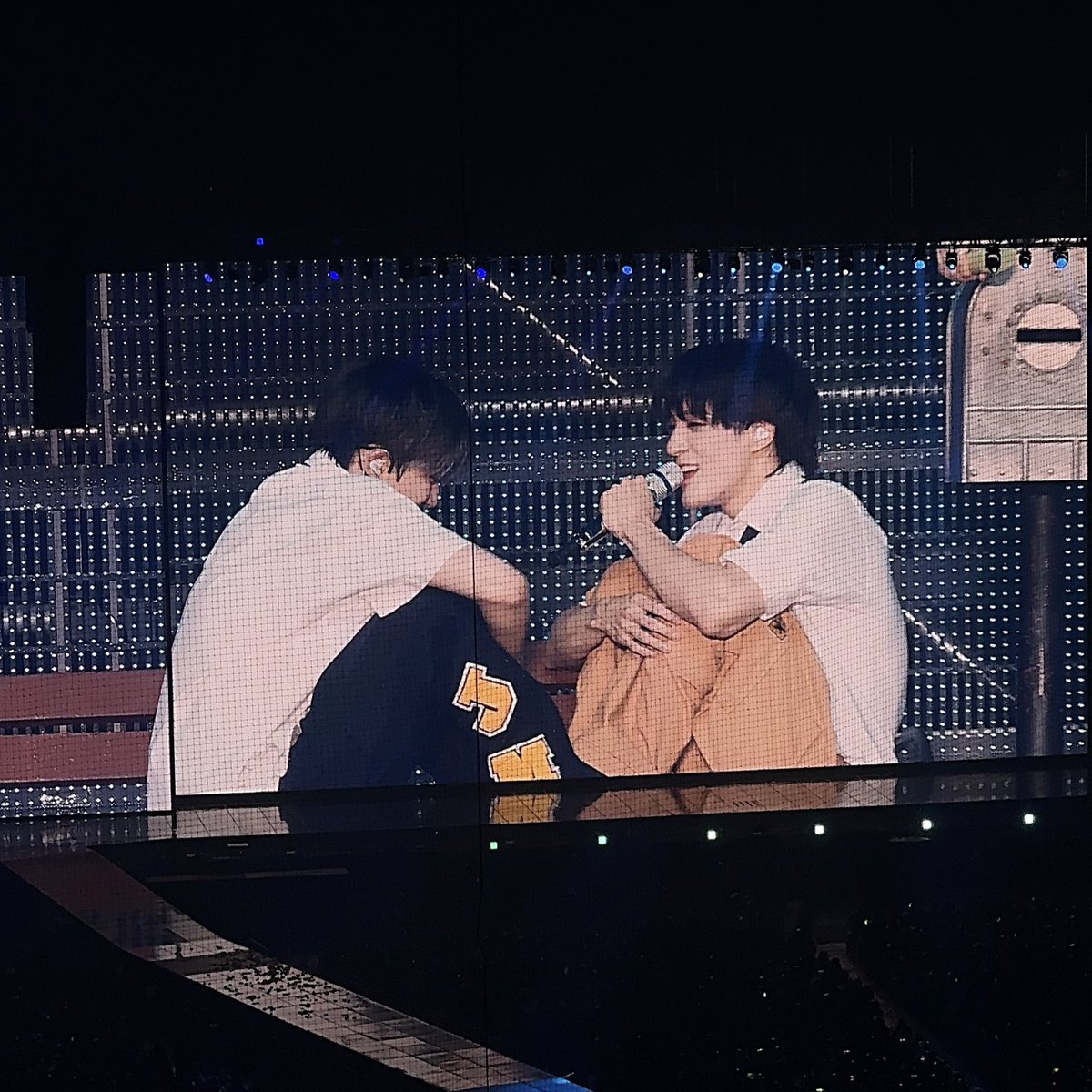 มันจะไอ้นั่น