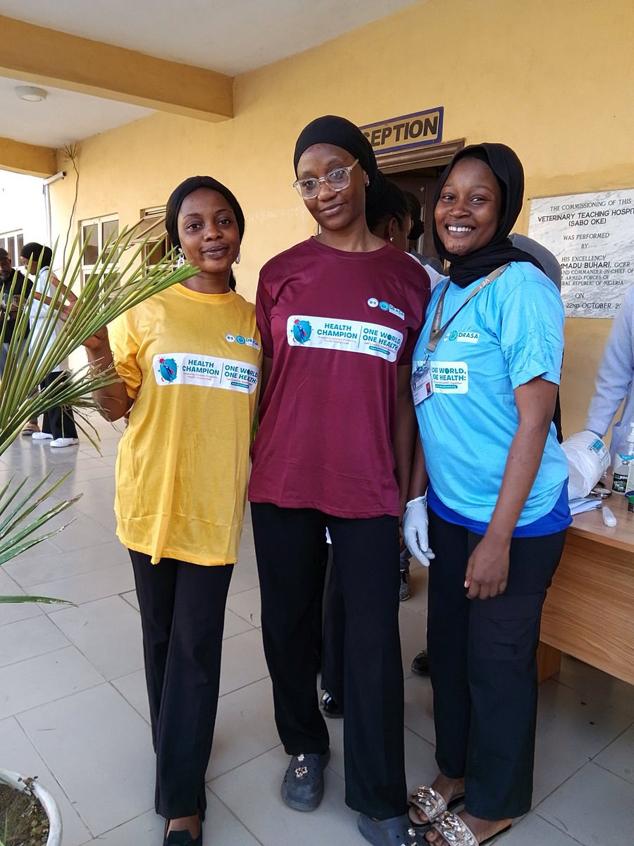 GOlamidey's tweet photo. Yesterday, AMR CLUB UNILORIN in collaboration with @AVMSUNILORIN carried out a Free Medical Outreach sponsored by @DRASAHEALTHTRUST
This was about vaccination, and it an important preventive measure on fight against AMR.
#WAAW2024
#AMRCLUBUNILORIN
#PARFOUNDATION
#AMRITP https://t.co/u2Q2U9bsOS