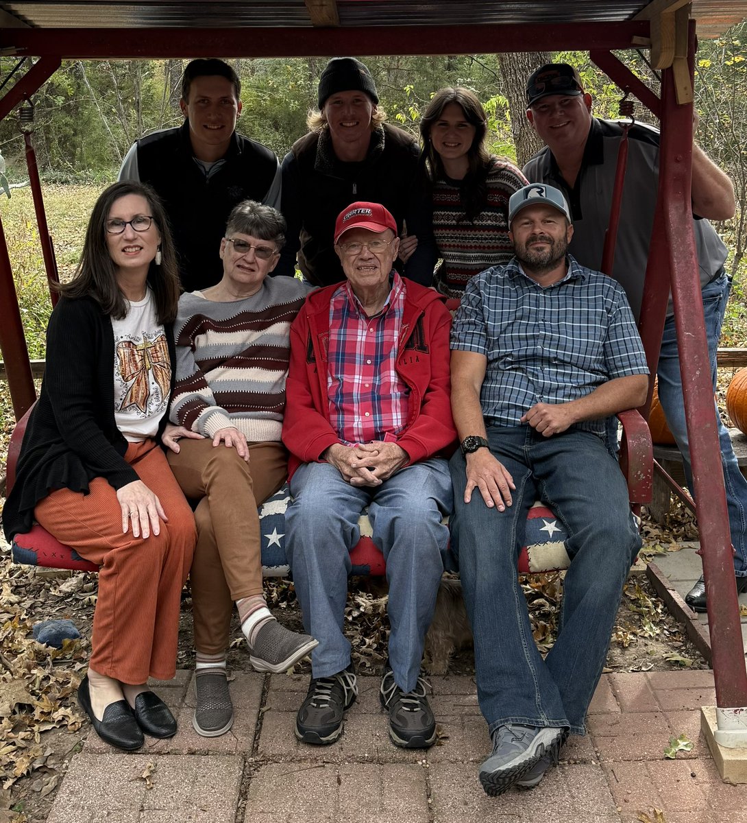 alicia daniel tweet media