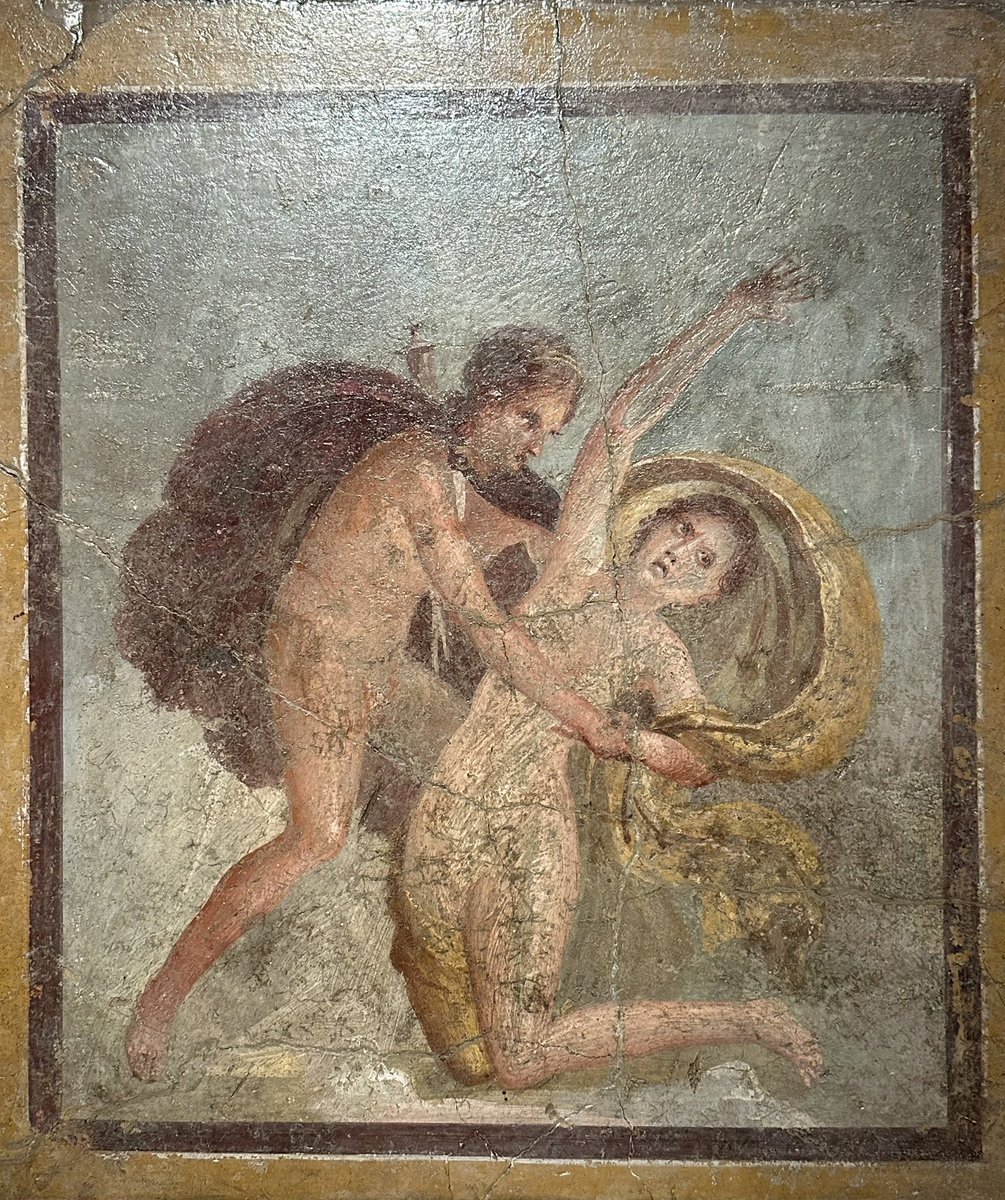 pompei79's tweet image. Four frescoes from #Pompeii that I’d never seen before, now on display in @gallerieditalia.
• a “warrior’: Casa del Naviglio.
• Apollo and Daphne: Casa Di Marco Lucrezio
• Orestes and Clytemestra: Casa Di Sirico
• Pyramus and Thisbe: Casa di Lupanare Piccolo #FrescoFriday