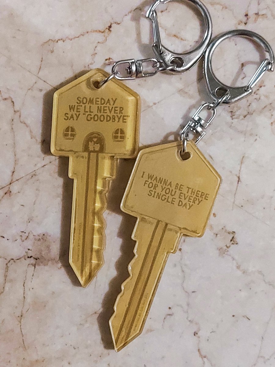 keireu's tweet photo. someday by the ridleys inspired keychain 🥹 https://t.co/bYpYEjeC9N