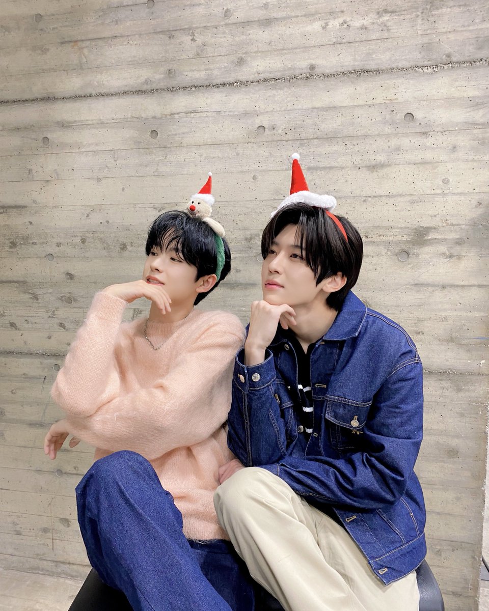 nctwishofficial's tweet image. 크리스마스 하나도 기대 안 된다

#SION #YUSHI
#시온 #유우시
#シオン #ユウシ  
#NCTWISH