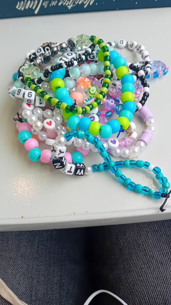 Waiting for Fnac to release the #TTPDTheAnthology #TheOfficialTSTheErasTourBook