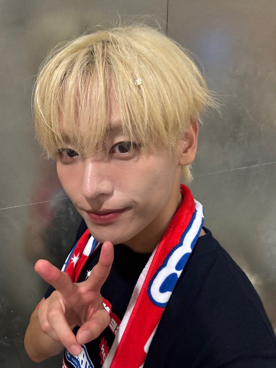 purewater_Sshuo's tweet photo. Ssongssong take a selfie too><

#SF9 #에스에프나인 #인성 #INSEONG #ssongssong #쏭쏭이

@SF9official https://t.co/W6Foefgo8C