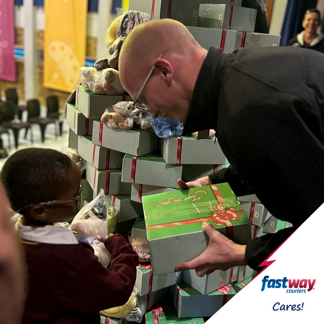 Fastway Couriers SA (@fastway_sa) on Twitter photo ๐ง๐ต๐ฒ ๐ฃ๐ผ๐๐ฒ๐ฟ ๐ผ๐ณ ๐๐ถ๐๐ถ๐ป๐ด ๐๐ฎ๐ฐ๐ธ
At Fastway, we believe in the importance of giving and the meaningful difference it makes in peopleโs lives. Today, we had the honour of partnering with Unitaspark Primary School in the Vaal and the People of South Africa foundation ๐ง๐ต๐ฒ ๐ฃ๐ผ๐๐ฒ๐ฟ ๐ผ๐ณ ๐๐ถ๐๐ถ๐ป๐ด ๐๐ฎ๐ฐ๐ธ
At Fastway, we believe in the importance of giving and the meaningful difference it makes in peopleโs lives. Today, we had the honour of partnering with Unitaspark Primary School in the Vaal and the People of South Africa foundation