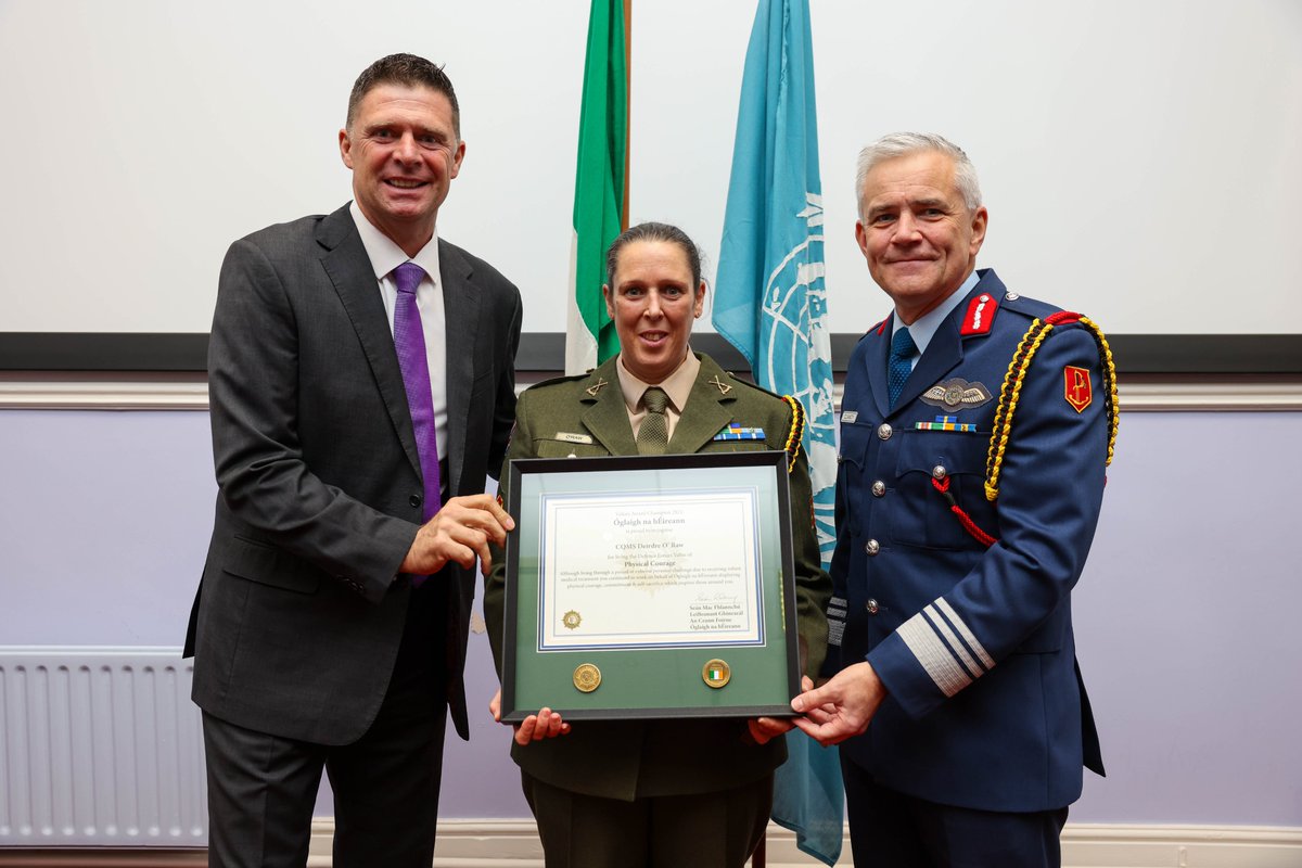 Defence Forces Values Champions

The ceremony to award the 2023 DF Values Champions was held yesterday in UNTSI, DFTC. Former Irish Soccer International Niall Quinn, was guest of honour along with Chief of Staff Seán Clancy who presented the eight winners with their awards.