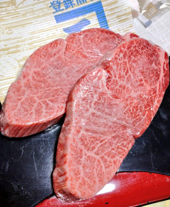 ããèã®æ¥ã ããããè売ãåããŠãããšæã£ããã©è²·ããŠè¯ãã£ãð¥©ð