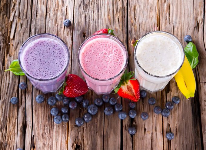 VinaysSmo's tweet photo. Fuel Your Morning Right! 

Struggling to find the perfect breakfast?  
Kickstart your day with these 5 smoothie ideas from Vinay's! Packed with nutrients, flavor, &amp; convenience. 
Discover your ultimate breakfast upgrade!
#HealthyLiving #SmoothieGoals #VinaysSmoothies #MARK4022 https://t.co/tOawkJJUPJ
