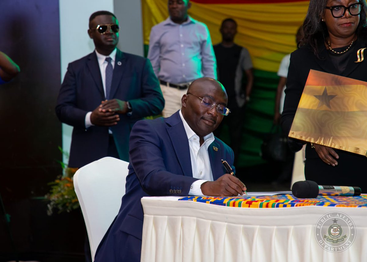 Presidential candidates for the 2024 general elections in Ghana have signed the fourth Peace Pact in Accra, symbolizing their commitment to peace before, during, and after the elections.