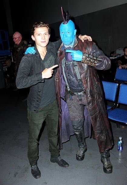 marveltomodachi's tweet photo. なかなか難しいけれど、この共演も見て観たかったです♪✨

ヤカの矢に蜘蛛糸をつけて…🤔 https://t.co/GP9s9kgK9I