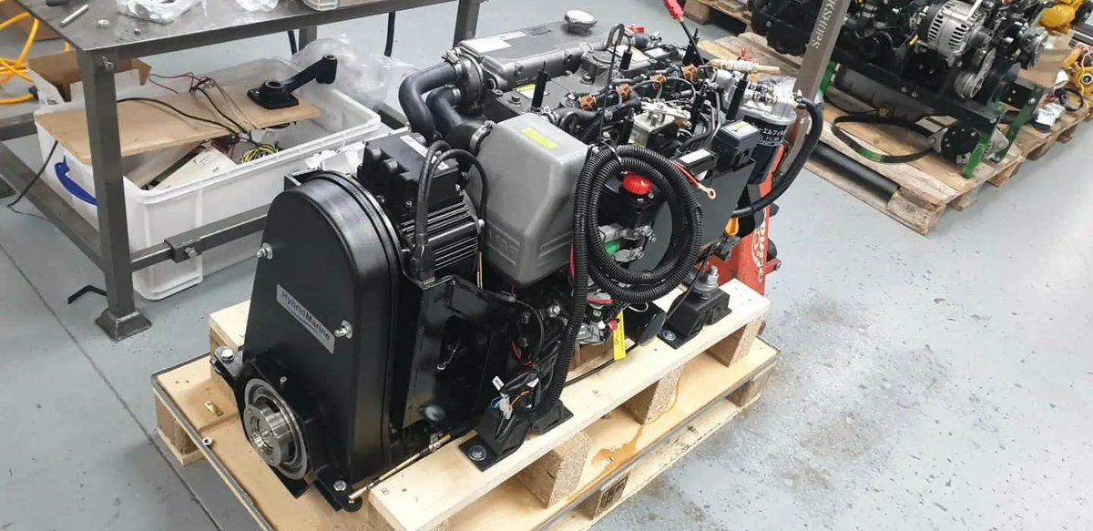 ⚓ Powering the future of the marine industry with hybrid innovation! 
🚤 Hybrid Marine Ltd leverages Xometry for fast, precise manufacturing. From floating cinemas to 100-ton barges, hybrid engines are transforming the industry. Read more: zurl.co/iyK9
