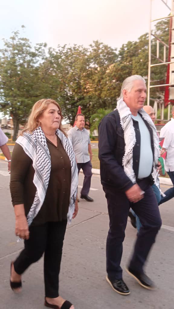 Siempre al frente en cada batalla. Desde #SanctiSpíritusEnMarcha mi presidente <a href="/DiazCanelB/">Miguel Díaz-Canel Bermúdez</a> llevando el clamor de #CubaConPalestina . Basta de genocidio!. Basta de tratar de avasallar pueblos que no se rendirán.
#YoSigoAMiPresidente 
<a href="/DeivyPrezMartn1/">Deivy Pérez Martín</a>