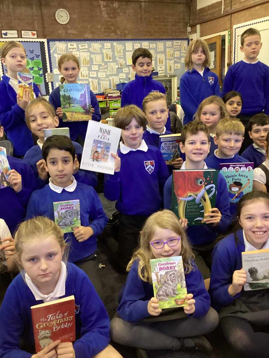 CastlehillPri's tweet photo. #Primary5 participated in the St Andrew’s Day Reading Record attempt this morning. We read books written by Scottish authors, books set in Scottish locations & books written in Doric & Scots. @KidlitScotland @scottishbktrust #KidLitScot #KILTS https://t.co/vdJ3OlnnL1