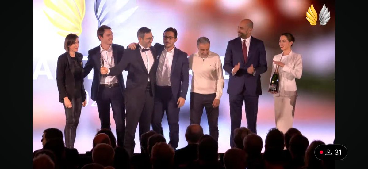 🏆 Fierté immense ! L'Escale Royale remporte le prix "Best Innovative Brand Concept" aux #HospitalityAwards2024 ! Merci à nos équipes, clients et partenaires pour leur confiance 🚢✨ Continuons à réinventer l’hôtellerie ! #Innovation #Hôtellerie