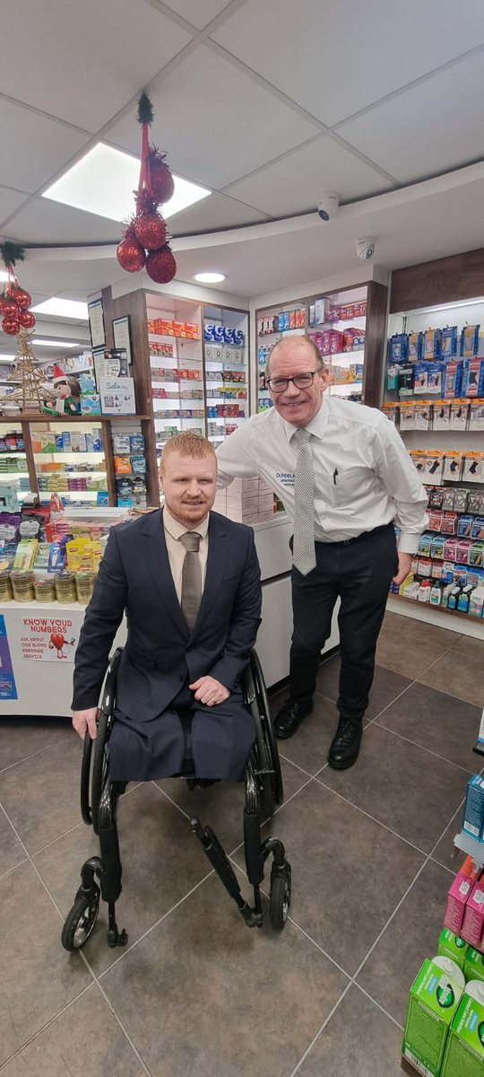 👨‍⚕️💊 Great to visit <a href="/DundelaPharmacy/">Dundela Pharmacy</a> to discuss the vital role of community pharmacies and the challenges they face. 🤝📈
