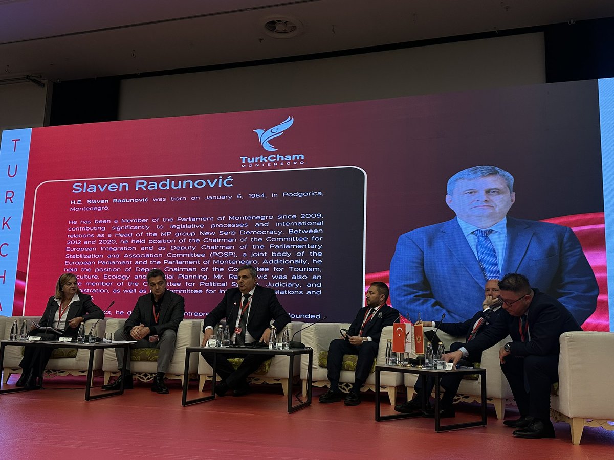 📢 Ministar prostornog planiranja, urbanizma i državne imovine Slaven Radunović, učestvovao  je na događaju u organizaciji TurkCham Montenegro, gdje su se obrađivale ključne teme iz oblasti turizma, nekretnina i građevinarstva.