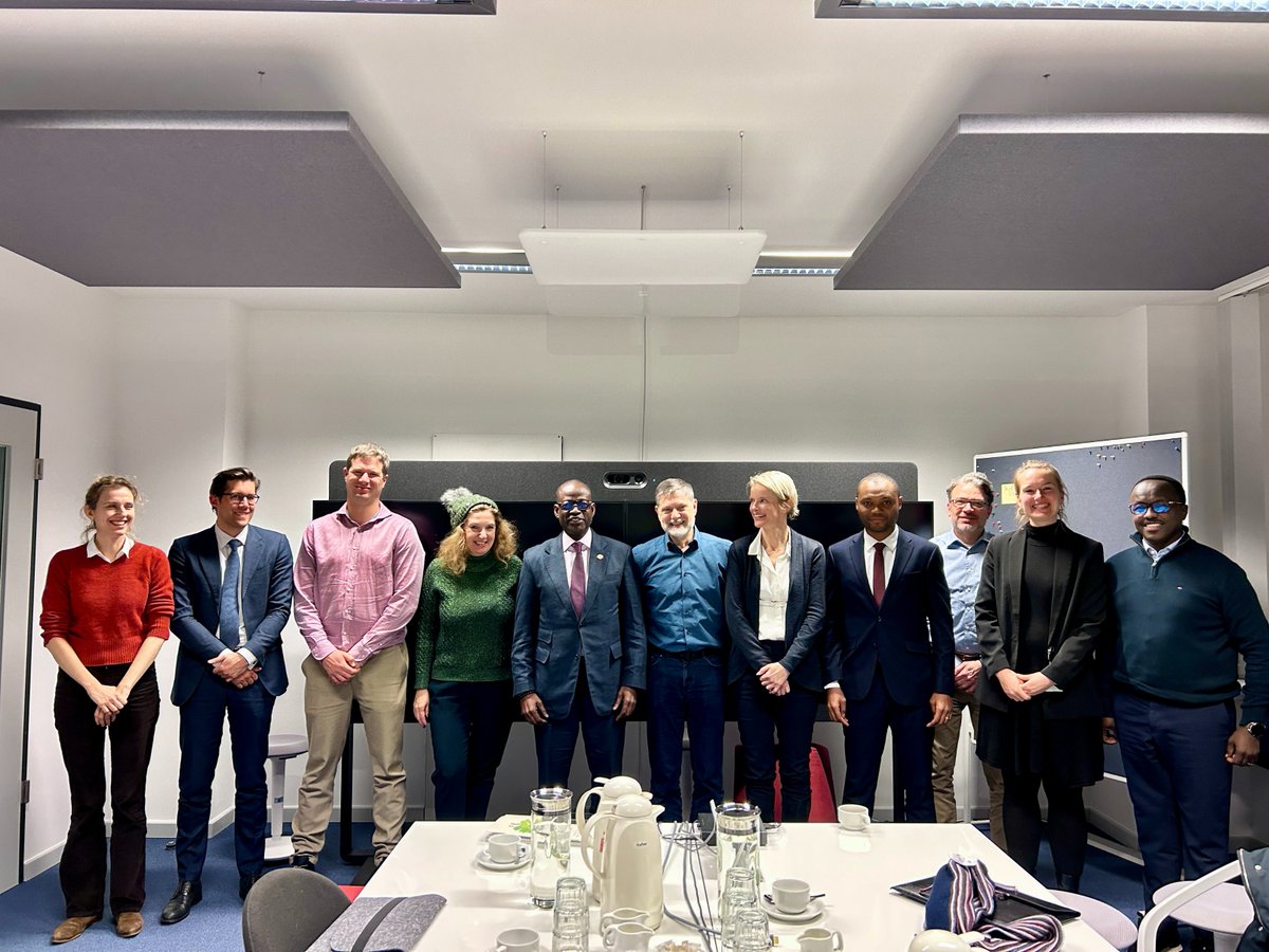 The Smart Africa team, led by <a href="/CEOSmartAfrica/">Lacina Koné</a> Lacina Koné, met with KfW Germany to explore new avenues of collaboration in advancing Africa’s digital transformation. Discussions covered key initiatives such as the Bulk Purchase Marketplace, physical infrastructure projects like