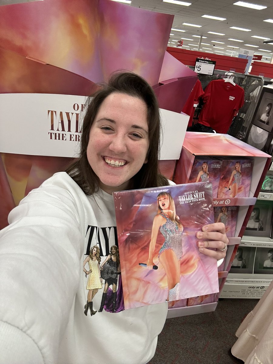 caitiets13's tweet photo. What an absolute honor and delight it is to say these words to you- welcome home #TheOfficialTSTheErasTourBook!!!!!!!

@taylorswift13 @taylornation13 @idbethemandy 🫶🫶🫶 https://t.co/6xFfEReFzG