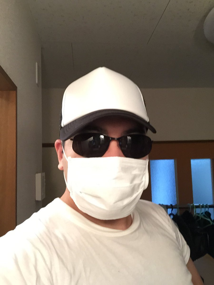 #イラストと描いた人
('◑ω◐`) 