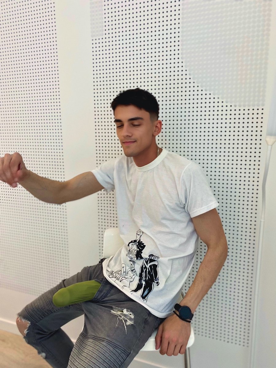 Sasha ✨ tweet media