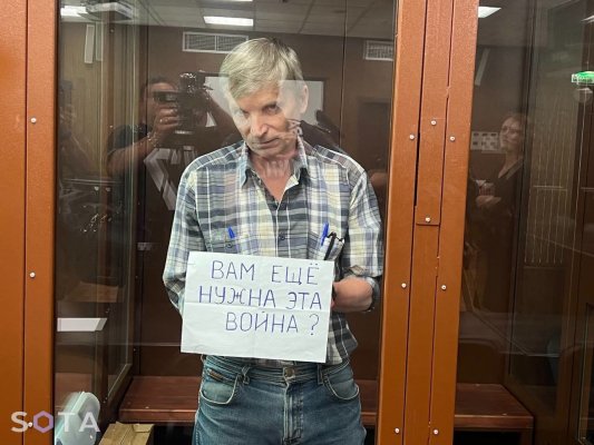 Still the same question: 

Вам ещё нужна эта война? 
Do you still want this war?

Alexei Gorinov was convicted again for opposing Russia’s war in Ukraine and handed a three-year prison term apnews.com/article/russia…