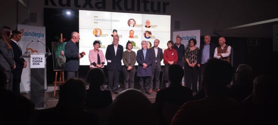 Laborategitik babestu dugun <a href="/gaindegia/">Gaindegia</a> ren berritze ekitaldian izan ginen atzo. TMeLab eko proiektu koordinatzailea <a href="/malentxooo/">Malen</a> Zuzendaritza berriko kide dugularik.