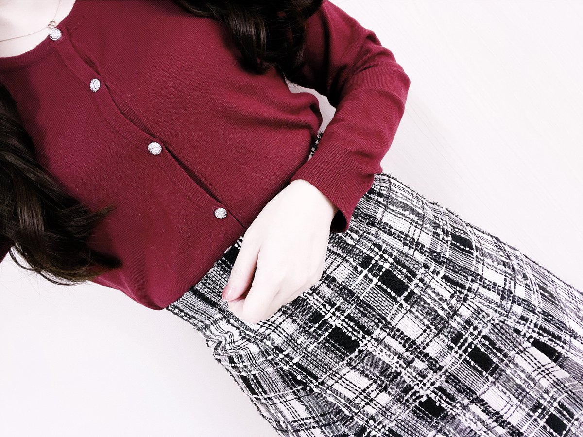 __nenecoco's tweet photo. today's coordinate✩*.
c a r d i g a n ♡ misch masch
s k i r t ♡ noela
ミッシュマッシュの赤カーディガンにノエラのラメチェクスカートを合わせたコーデ🤍この組み合わせどっちのカラーも映えてめちゃ可愛い♡*.°
#manacoordinate https://t.co/dXzZBG8GJ7