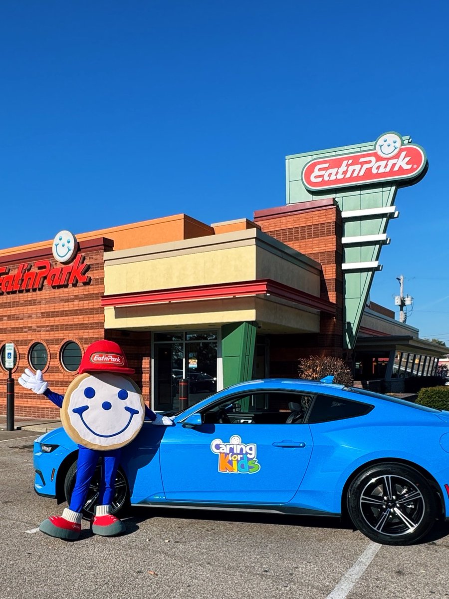 OurFordStore's tweet image. ➡️As you go about your holiday to-do&apos;s today, make sure you get your #CaringForKids raffle tickets ($2 ea at @EatnPark  restaurants). You could win a @Ford #Mustang -- but for sure you&apos;ll support @ChildrensPgh  Foundation&apos;s Free Care Fund. @Thurbyjr @vdstaff58 @ShultsFord