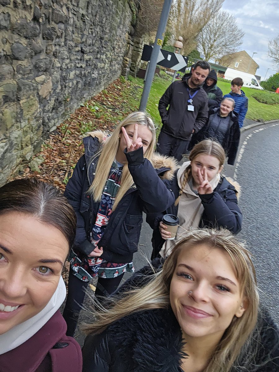 🌟 Huge congratulations to our School Council reps and their peers for supporting the Madlug fundraiser by completing a sponsored walk! 🏃‍♀️👏 Your dedication and teamwork are truly inspiring. Well done, everyone! 💪🎒 #Madlug #Fundraiser #Teamwork #ProudMoment
