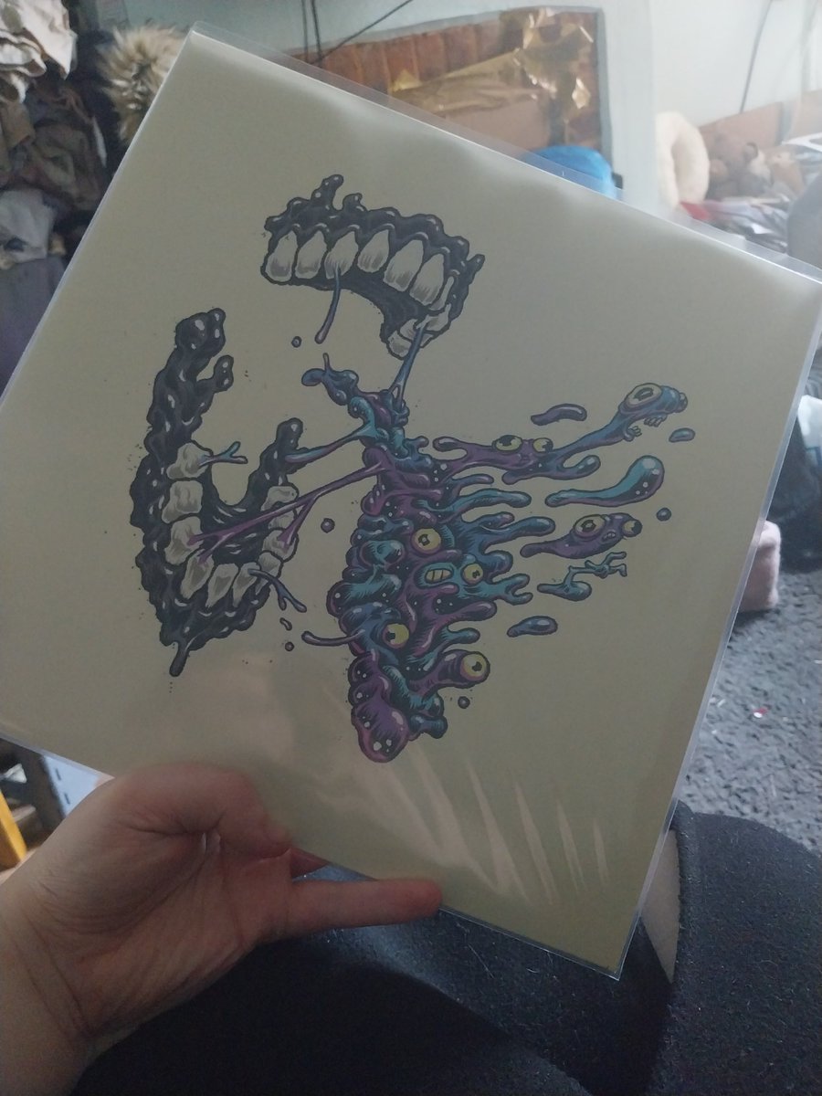 KweenLegend tweet media