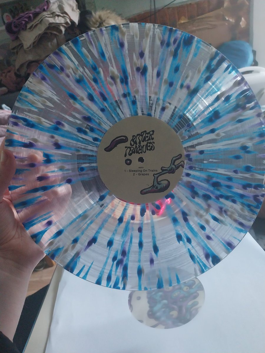 KweenLegend tweet media