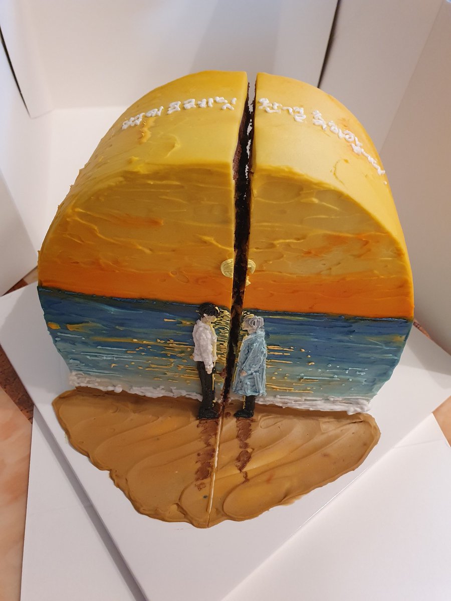 ???? 이...이이이거맞..아?!?!?!?!?!?!?!?!?!ㅋㅋㅋ ㅋㅋㅋ ㅋㅋㅋㅋㅋㅋㅋㅋㅋ😱 (시트 구성때문에 이렇게 가운데서 반 갈라야한다고 함)