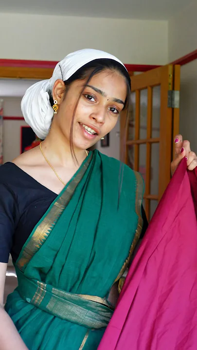 Aadthia's tweet photo. That face...#sentibee https://t.co/ZykNEtIO9w