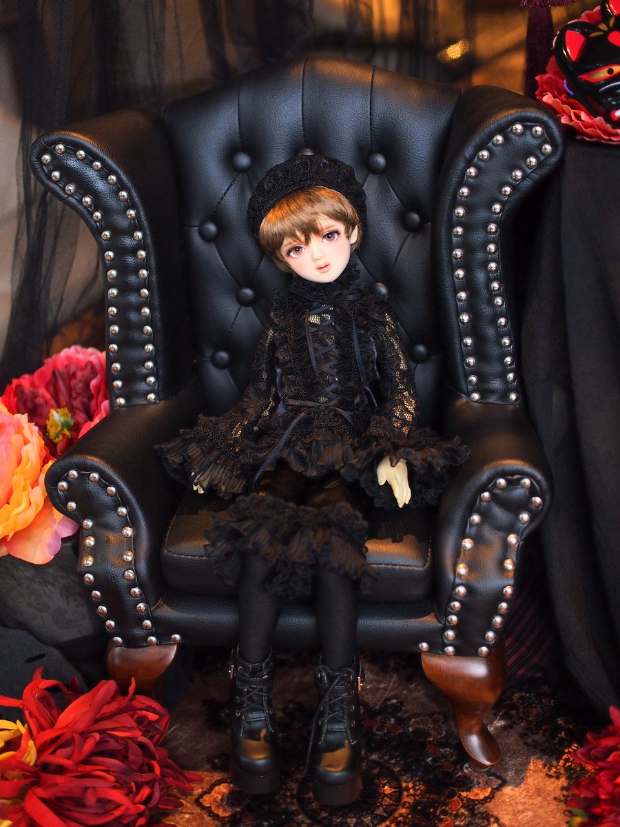 c_c_studio's tweet image. 今年の妖の宴は久しぶりにメイク変更した我が家の３人目で初のミニっ子、20歳の子天使椿の白雪も連れて行っていました✨☺️ 黄変軽減メイクでまだまだ元気です🩷 cocoさん(@MurmurCoco)のお気に入りウィッグは他の子用でしたが似合いすぎて固定にしたいです💘😻  #きゃっちメイク #murmurcoco