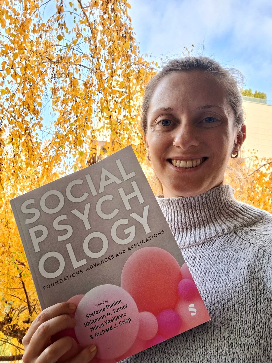 Fanny Lalot (@fannylalot) on Twitter photo 📚 It's finally out!! Thrilled to have contributed a chapter on Social Influence (with @j_vdvyver) to this fantastic new textbook led by Stefania Paolini, <a href="/rhiannon_turner/">Professor Rhiannon Turner</a>, Milica Vasiljevic and <a href="/ProfRichCrisp/">Professor Richard Crisp FAcSS</a>.
Find it here: uk.sagepub.com/en-gb/eur/soci… 📚 It's finally out!! Thrilled to have contributed a chapter on Social Influence (with @j_vdvyver) to this fantastic new textbook led by Stefania Paolini, <a href="/rhiannon_turner/">Professor Rhiannon Turner</a>, Milica Vasiljevic and <a href="/ProfRichCrisp/">Professor Richard Crisp FAcSS</a>.
Find it here: uk.sagepub.com/en-gb/eur/soci…